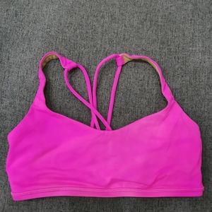 Lululemon - Free To Be Bra size 6